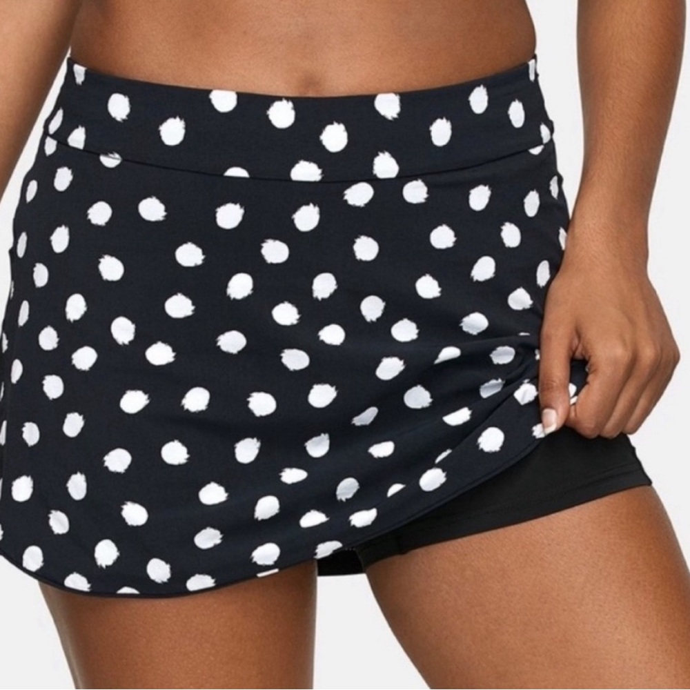 Outdoor Voices Black and White Skort with Polka Dots NEW WITHOUT TAGS